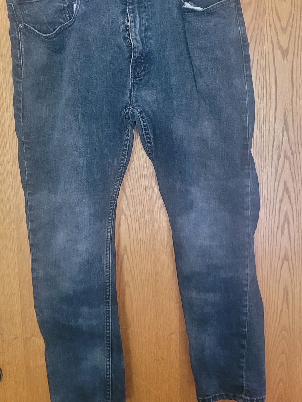 Levi's Men's Slim Straight Jeans in Faded Blue-Gray